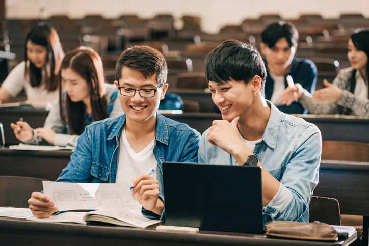 申请加拿大大学流程