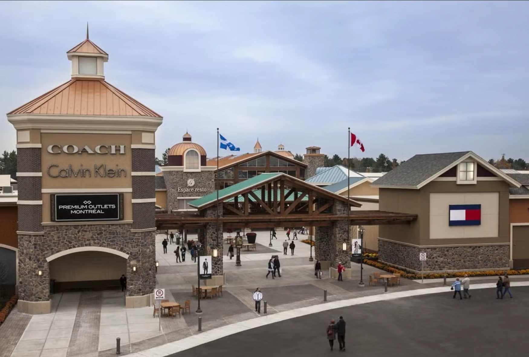 Premium Outlets Montreal(魁北克 Mirabel)