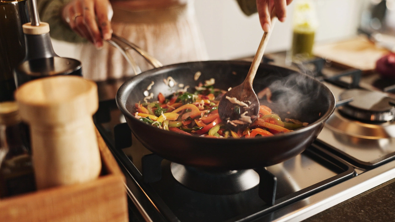 中国留学生与新移民的专属性价比打法