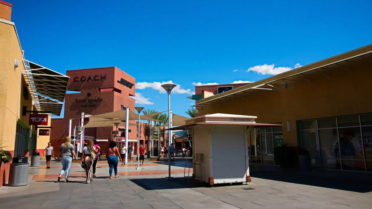 Las Vegas North Premium Outlets